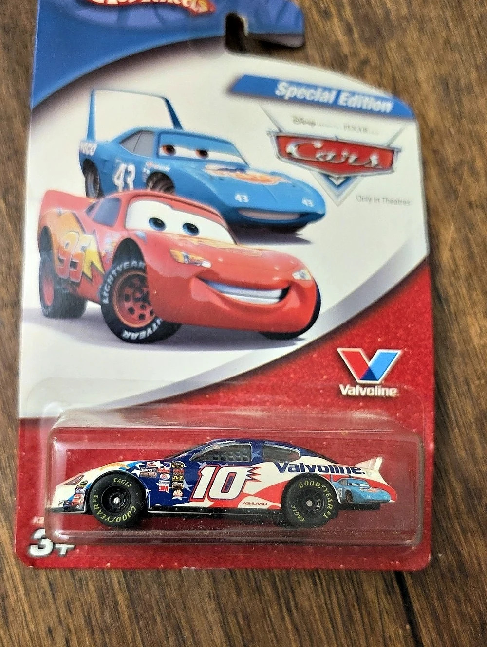 Hot Wheels Scott Rigg's No. 10 Valvoline Special Edition Die-Cast Car